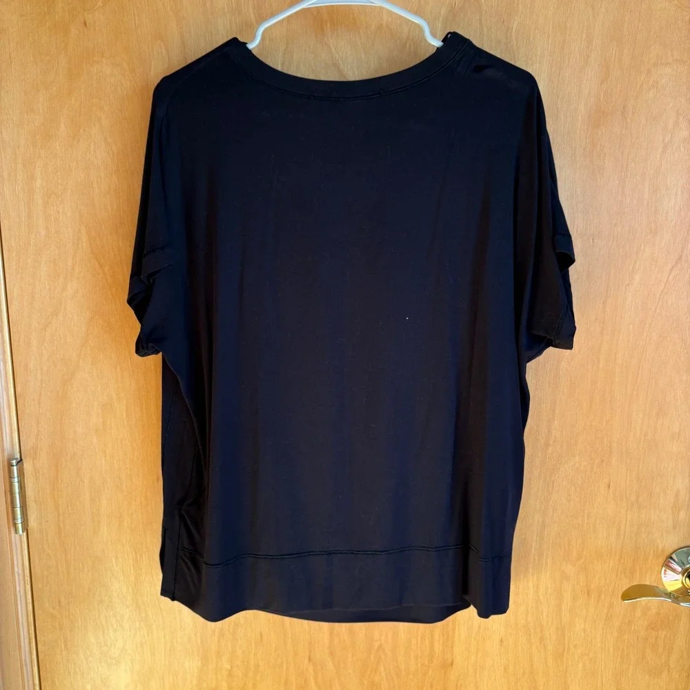 Athleta Black Relaxed Weekender Tee Shirt Women's Size M Cowl Neck Short‎ Sleeve - Picture 7 of 7